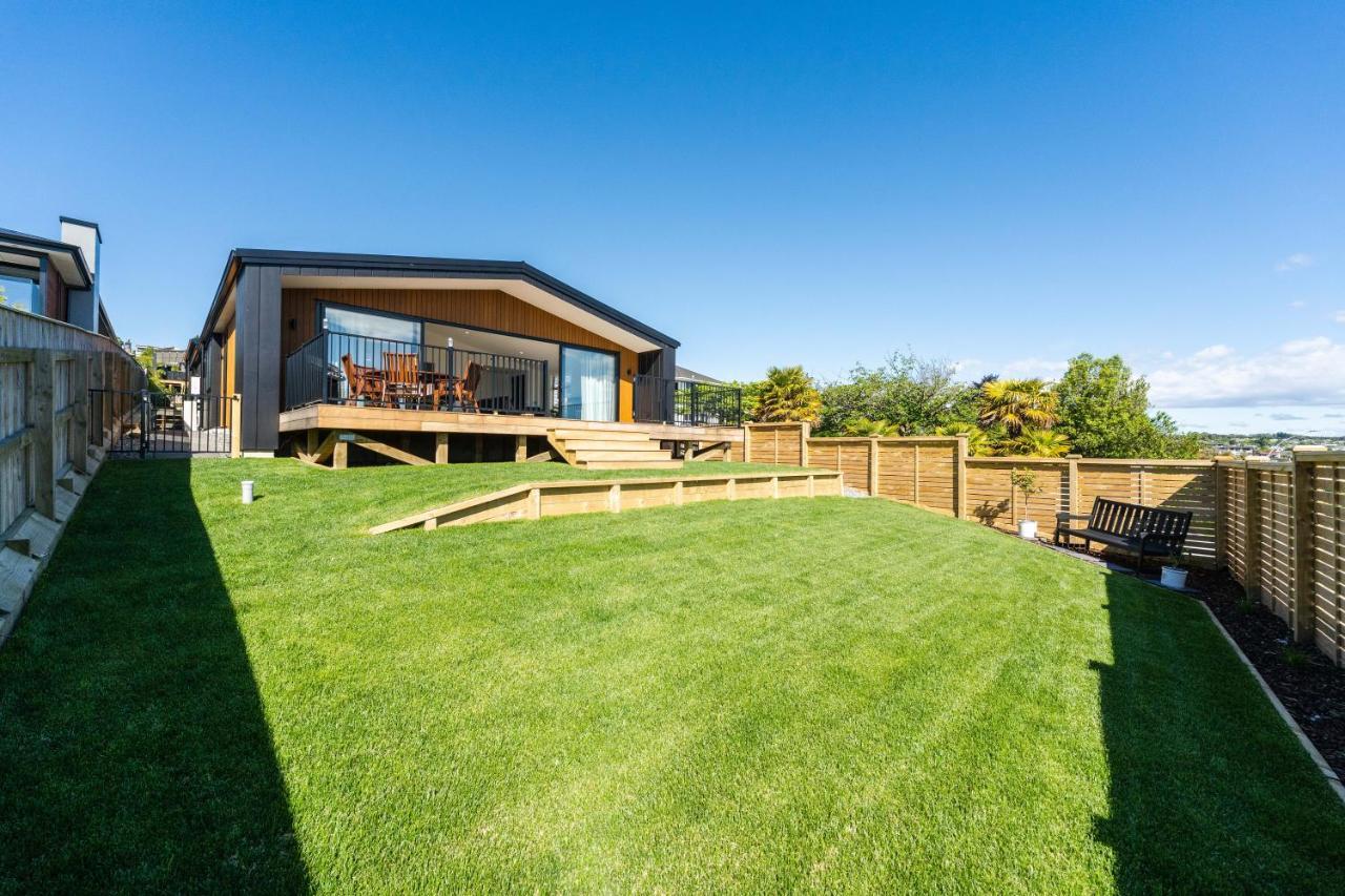 Lakeview Terrace - Taupo Holiday Home Kültér fotó